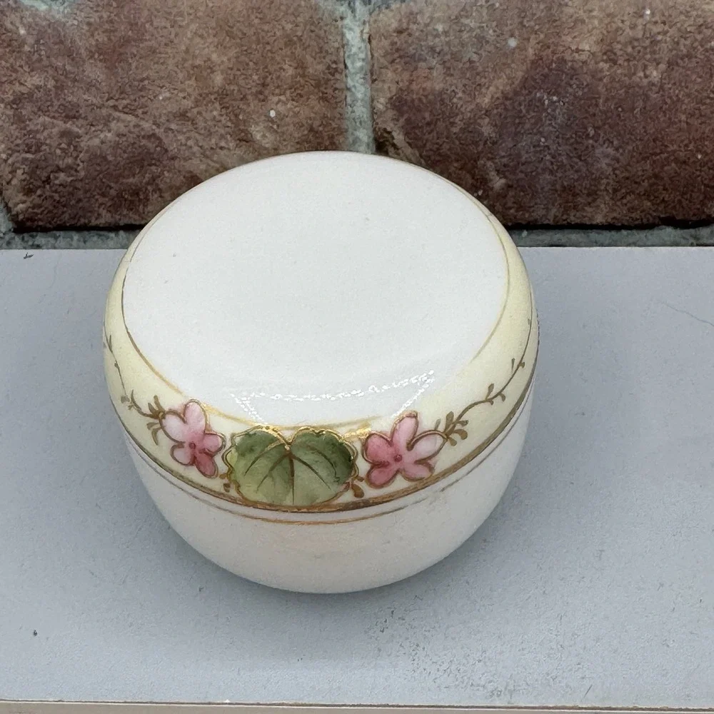 Antique‎ Nippon Morimura Bros Japan Floral Porcelain Powder Trinket Box 1910s